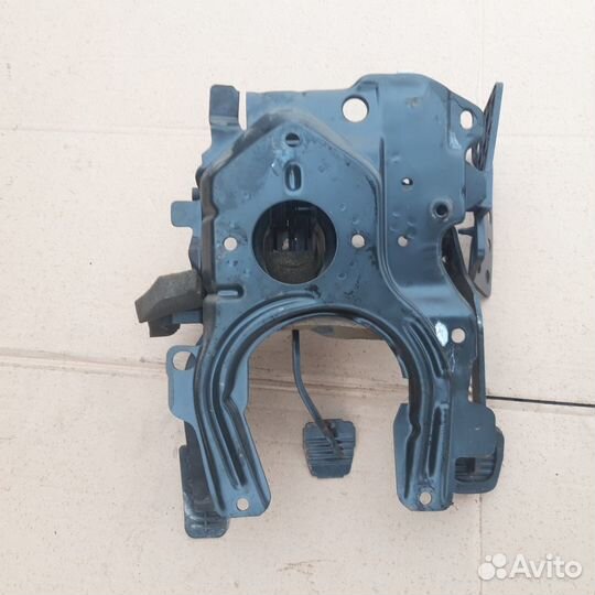 Педальный узел VW пасат б4