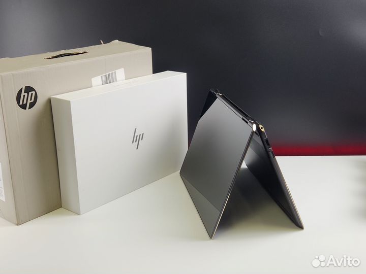 HP Spectre 16