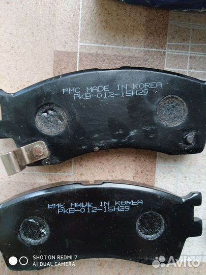 Тормозные колодки новые Киа Спектра