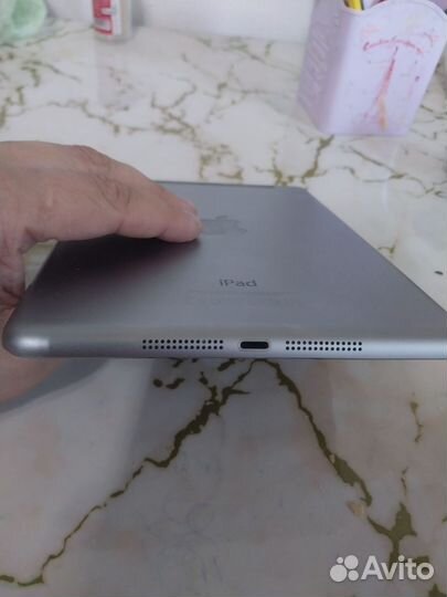 Планшет apple iPad mini 3
