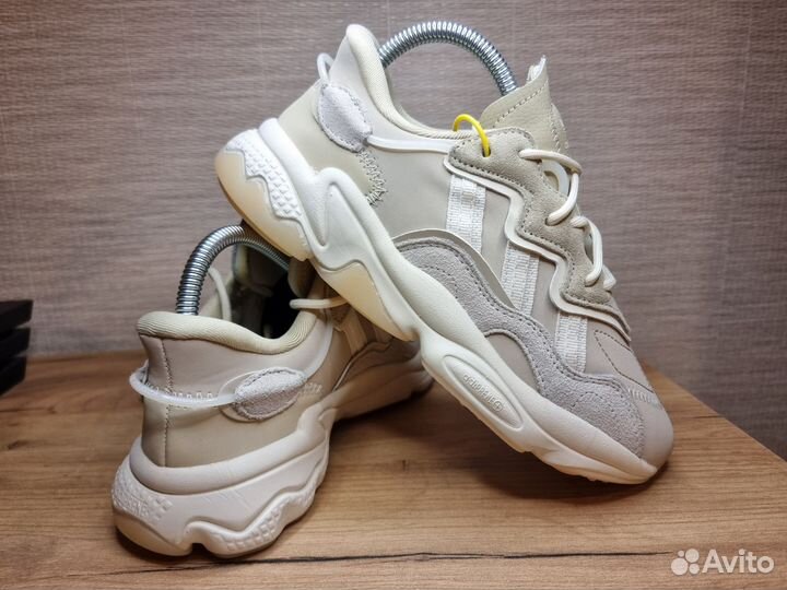 Кроссовки adidas originals ozweego