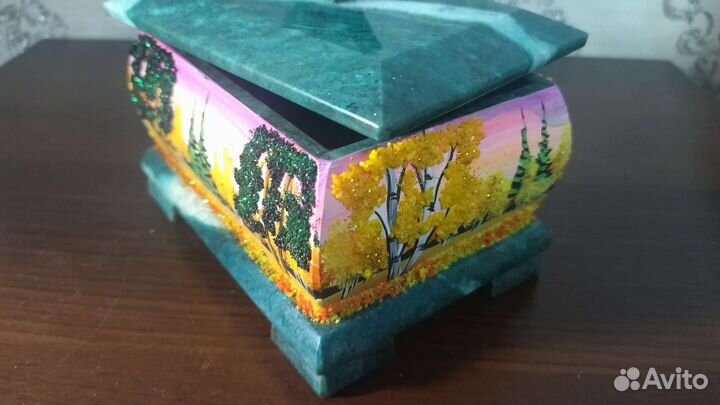 Шкатулки из камня