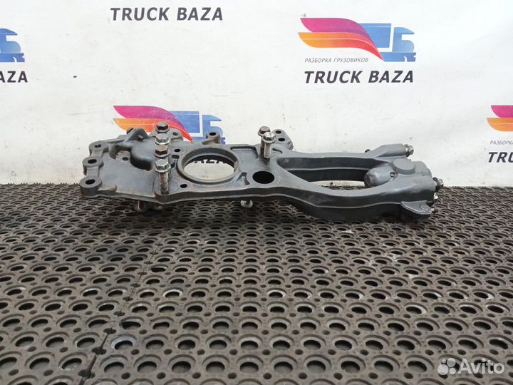 Кронштейн буксировочный левый Daf XF106