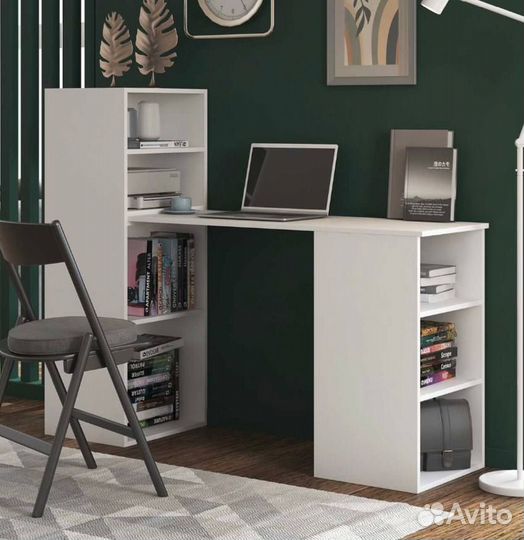 Письменный стол