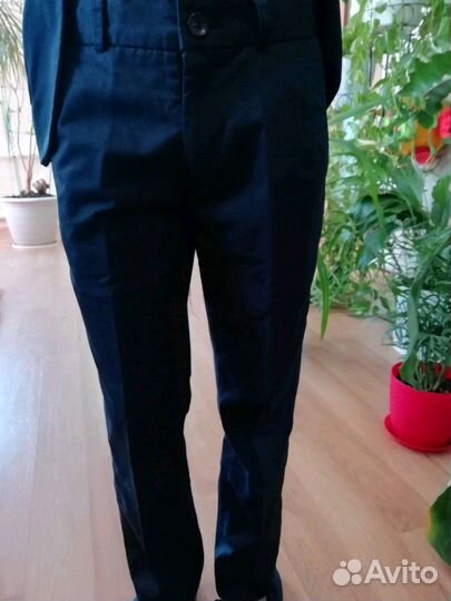 Школьный костюм