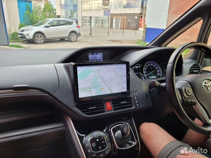 Android для Noah, Esquire, Voxy 2014-21 есть Teyes