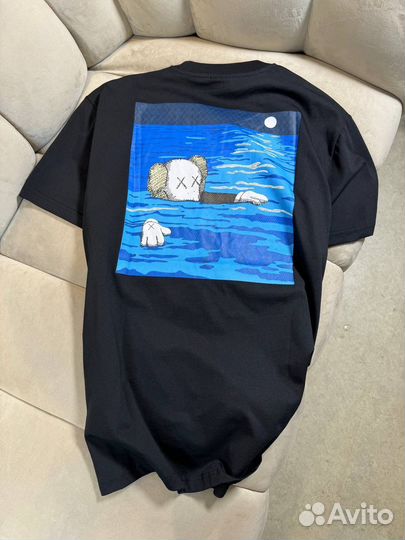 Футболка Off White x Kaws (Премиум)