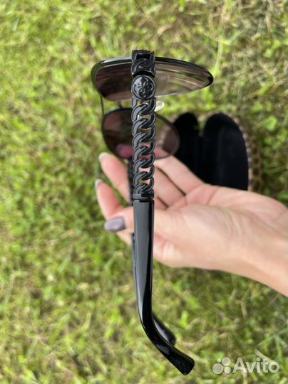 Солнцезащитные очки женские guess