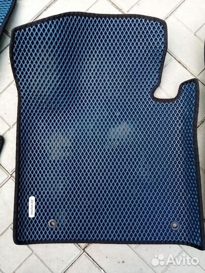 Автомобильные коврики