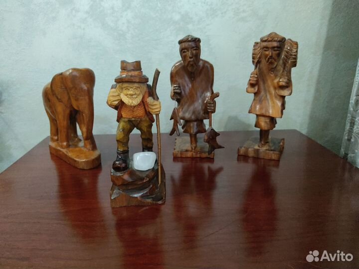 Фигурки статуэтки