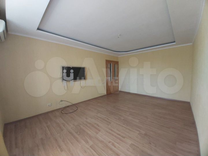 4-к. квартира, 80 м², 4/5 эт.