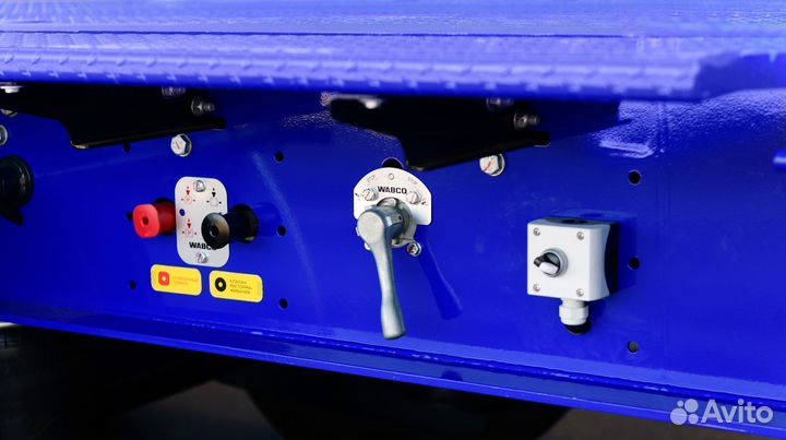 Полуприцеп контейнеровоз Grunwald Gr.C-L4, 2023