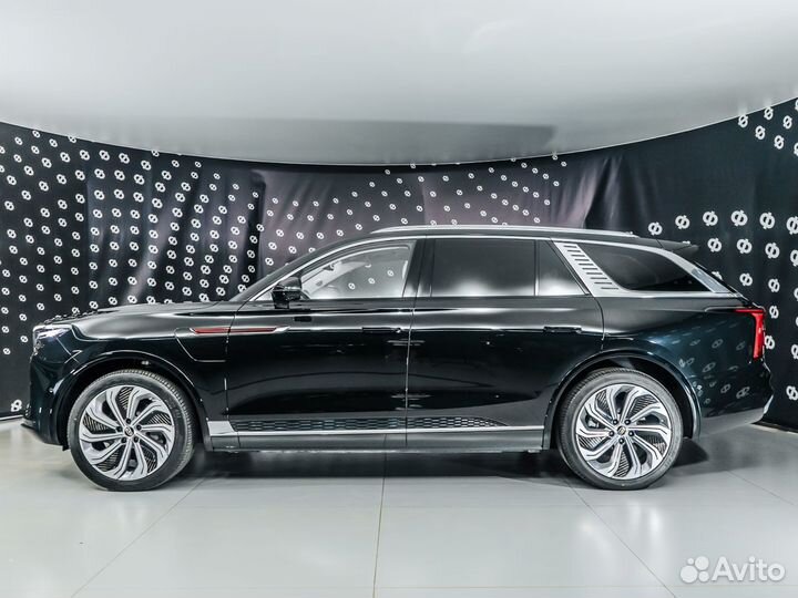 Hongqi E-HS9 551 л.с. AT, 2023