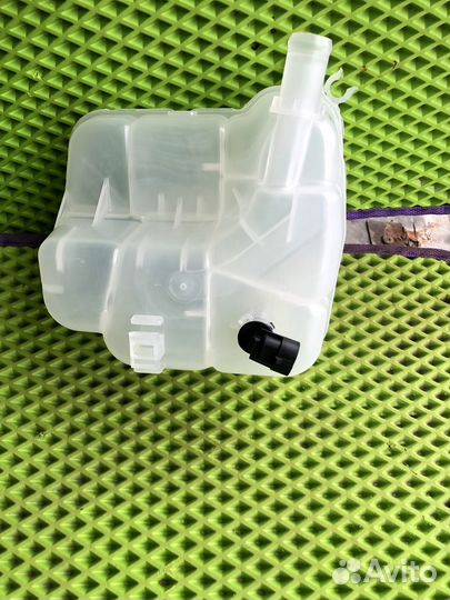 Расширительный бачок opel astra j оригинал