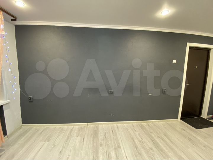 Комната 18 м² в > 9-к., 5/5 эт.