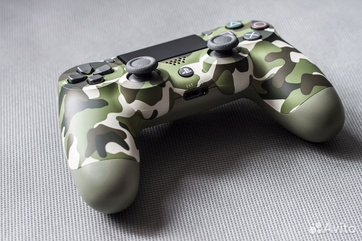 Sony PS4 slim 1tb 2 джоя