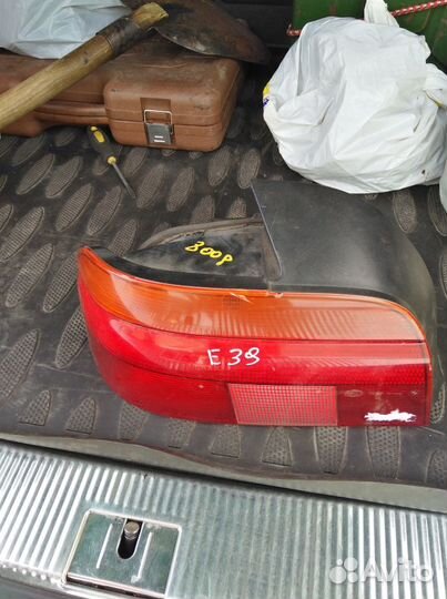 Задняя левая фара BMW e39 Hella