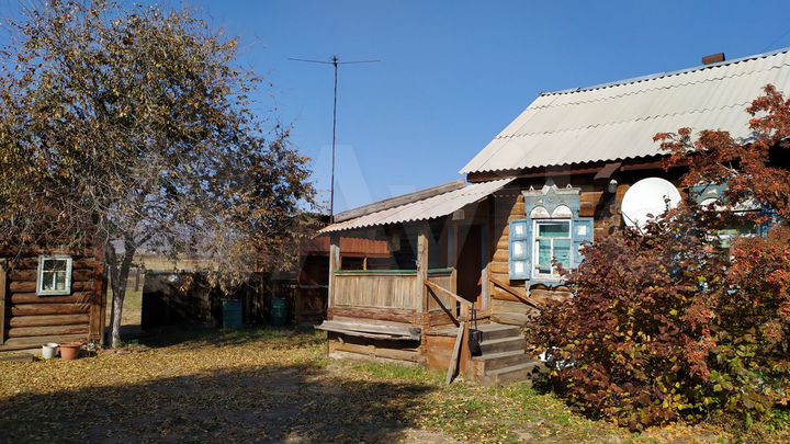 Дом 48 м² на участке 12,7 сот.