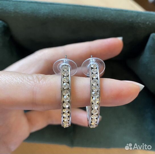 Серьги кольца полукольца Серьги гвоздики с камнями
