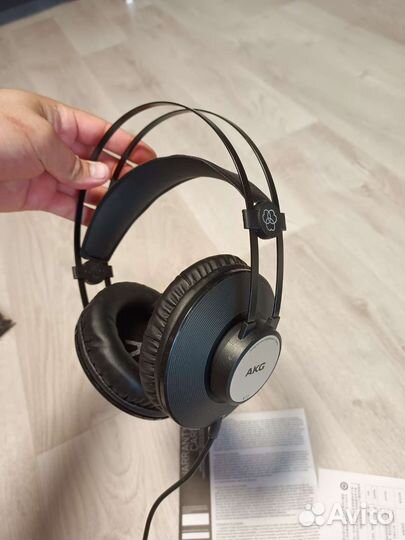 Студийные наушники akg k 72