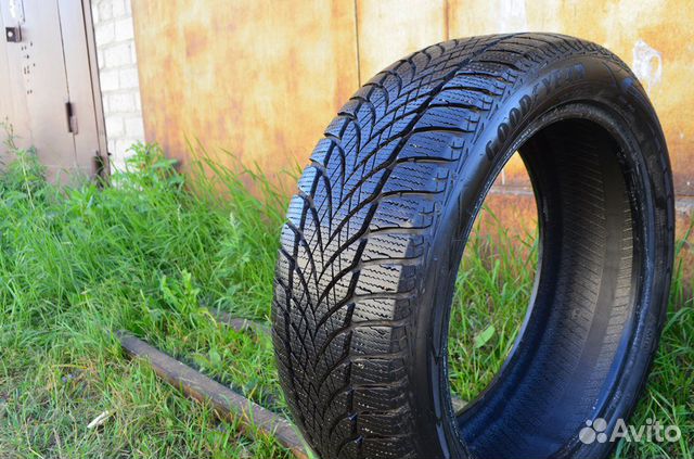 Goodyear UltraGrip Ice 2 205/50 R17