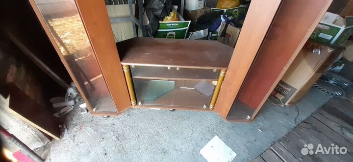 Тумба под технику