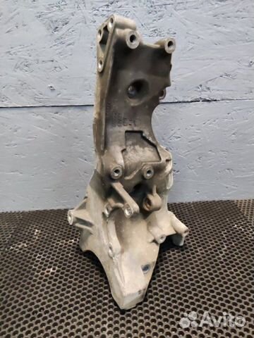 Кронштейн генератора Audi A4 B7 BWE 2008