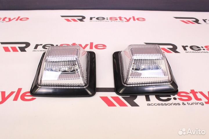 Поворотники на крылья Mercedes G-Class