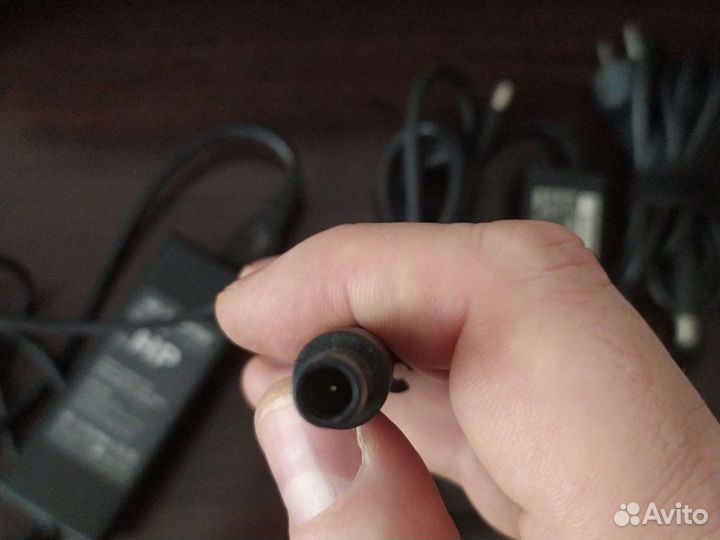 Блок питания для ноутбука и монитора LG