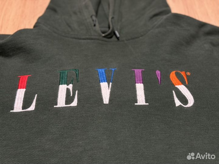 Худи Levi's с вышивкой