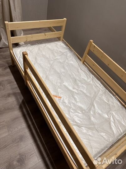 Кровать детская 160х80 с матрасом
