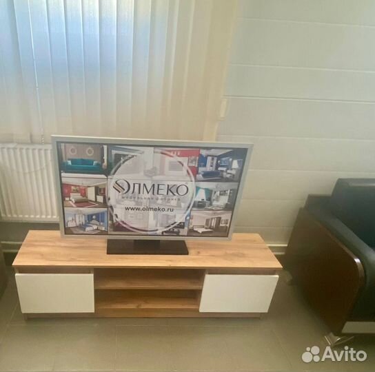 Тумба под телевизор