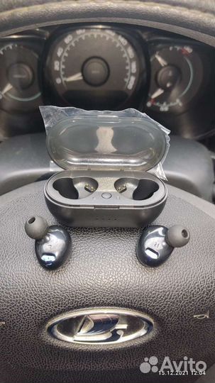 Беспроводные bluetooth наушники Сенсорные