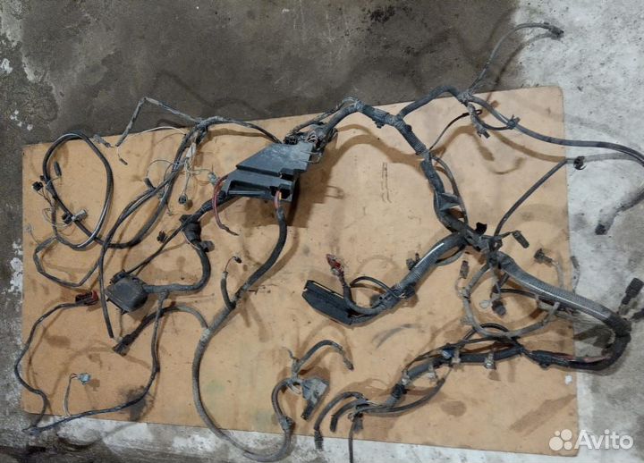 Проводка коса моторная салона Renault Clio 2000