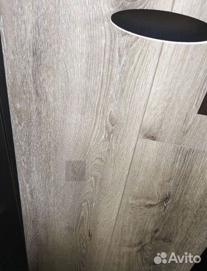 Кварвиниловая плитка / Доставка и установка