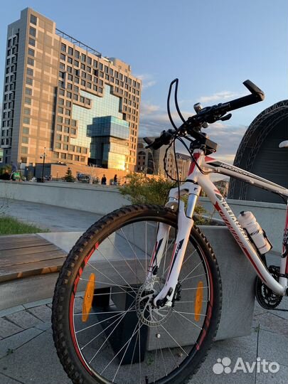 Горный велосипед Specialized