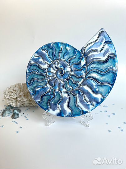 Подставка интерьерная