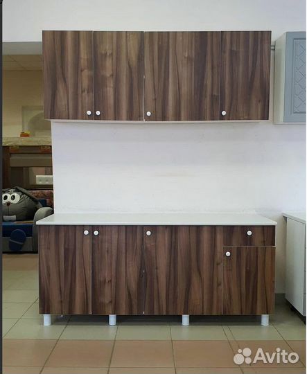 Поинт кухонный гарнитур 1800