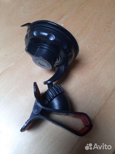 Крепление для телефона в машину