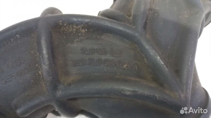 Тройник воздушного фильтра Volkswagen Toureg 1