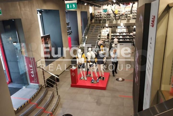 Сдам торговое помещение, 455 м²