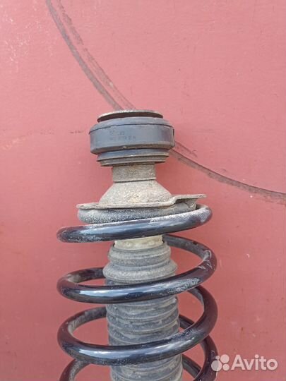 Ауди 80 передние стойки