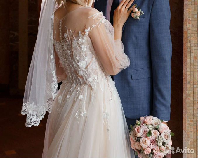 Свадебное платье