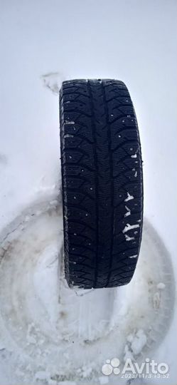 Bridgestone Ice Cruiser 7000 175/70 R13 82T