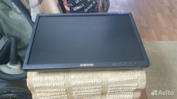 Монитор 19 дюйма Samsung