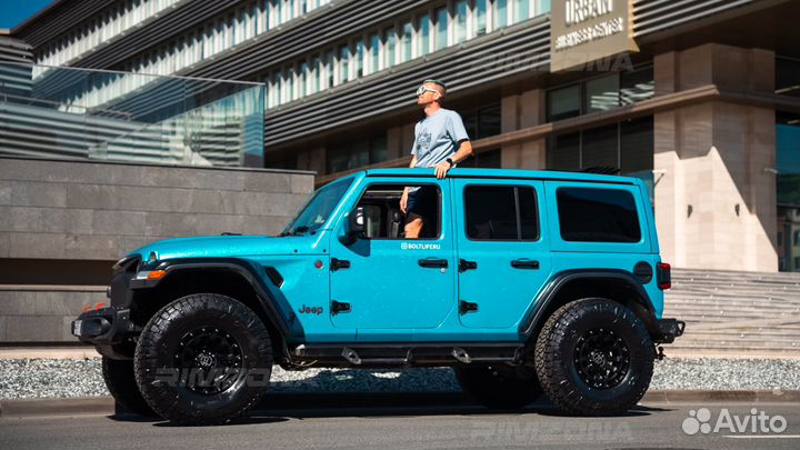 Литые диски Black Rhino R17 на Jeep Wrangler