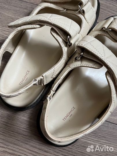Новые Сандалии босоножки кожаные 39