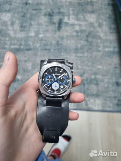 Наручные часы jacques lemans