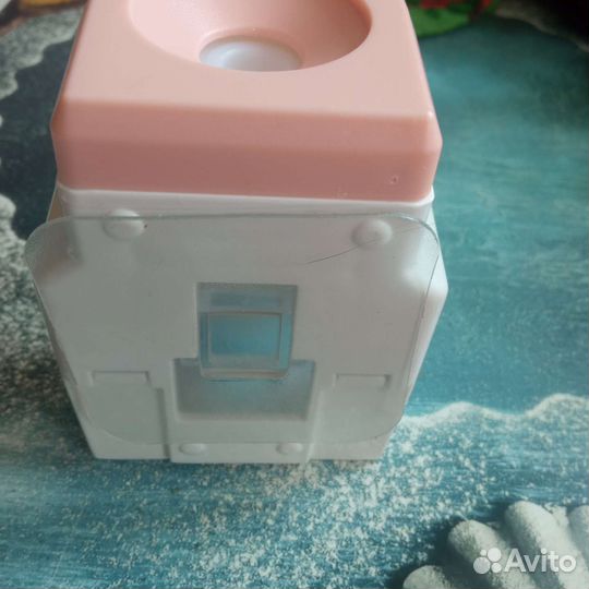 Дозатор для зубной пасты