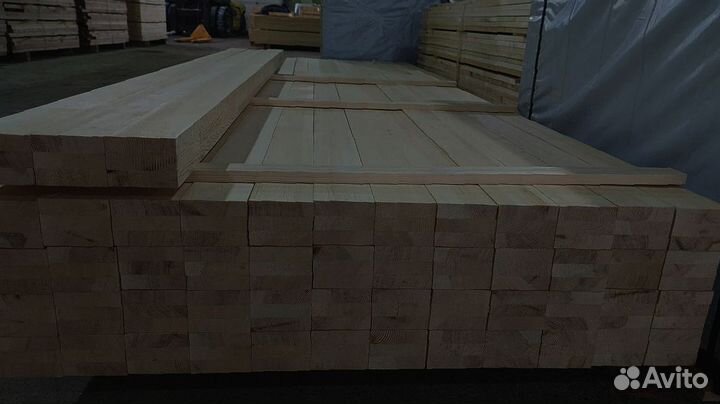 Домостроение с досками из лиственницы